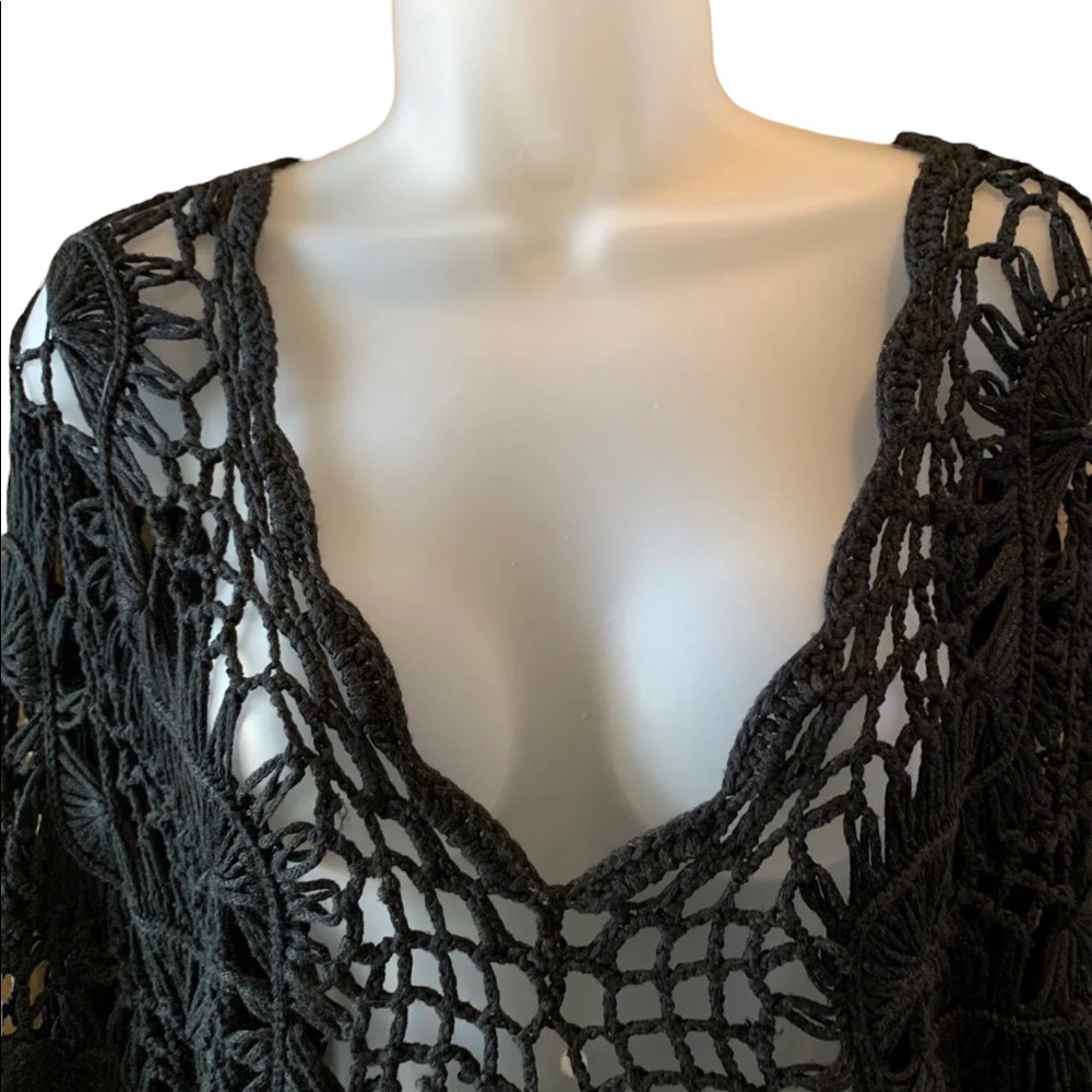 Nicole Max Crocheted Chunky Loose Knit Black V-Neck Sweater Size Medium - Picture 2 of 9